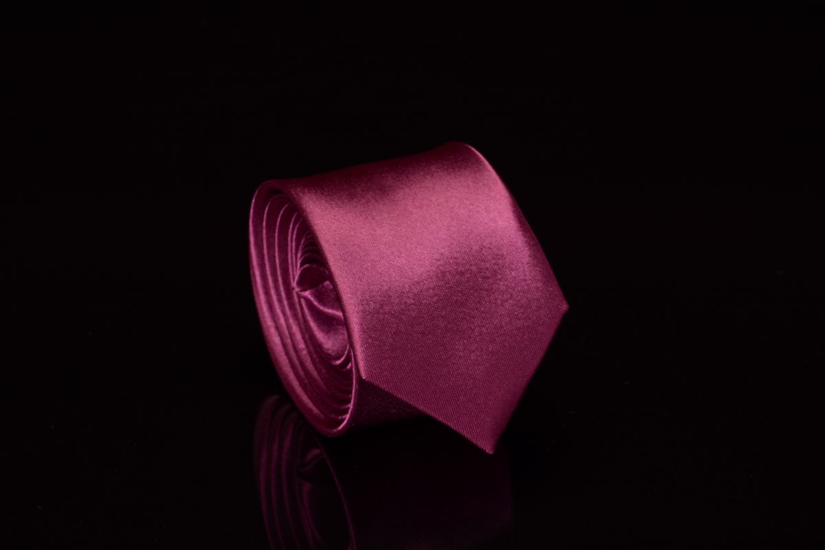 pánská slim kravata fialová
