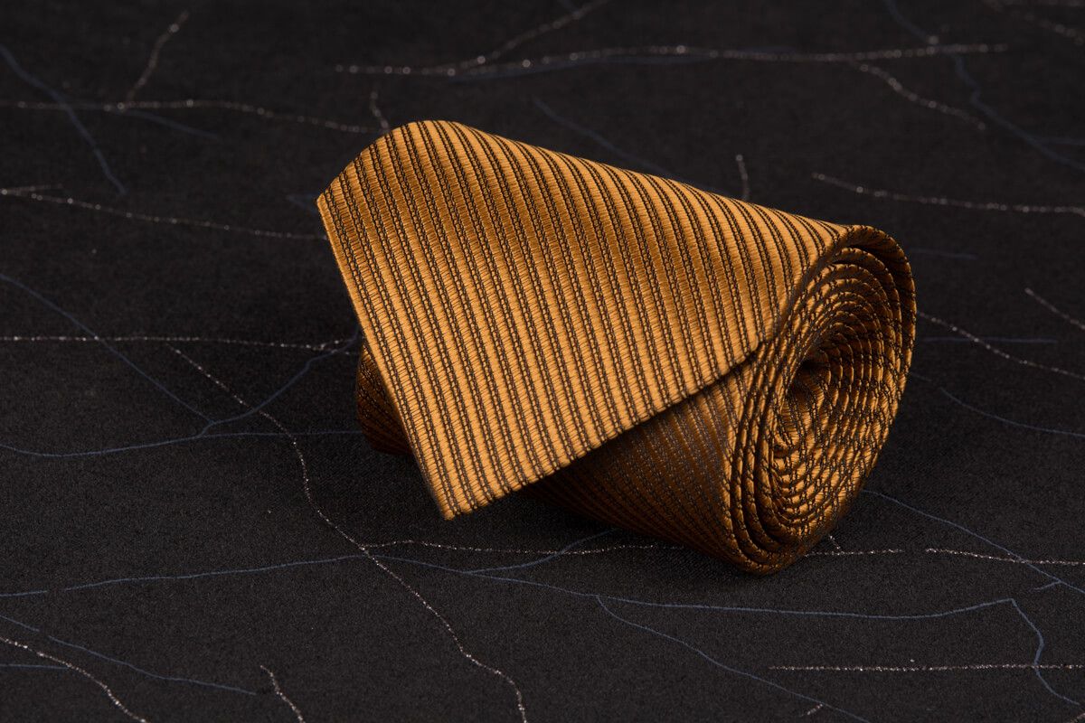 panska-kravata-zlata-KRAVZIGIGOLD01 2