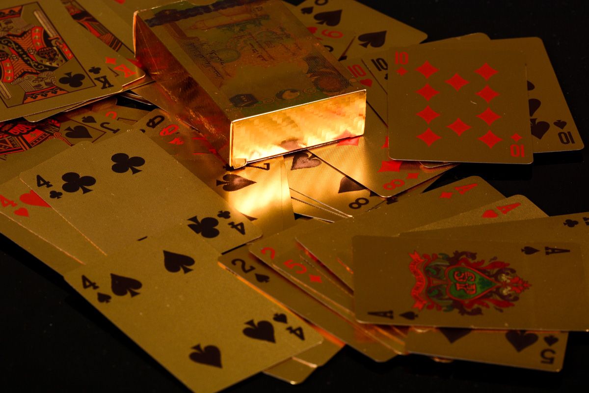 pokrové karty foliované zlatem